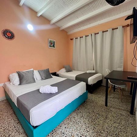 Casa De Pinos Hotel Bucaramanga Eksteriør billede